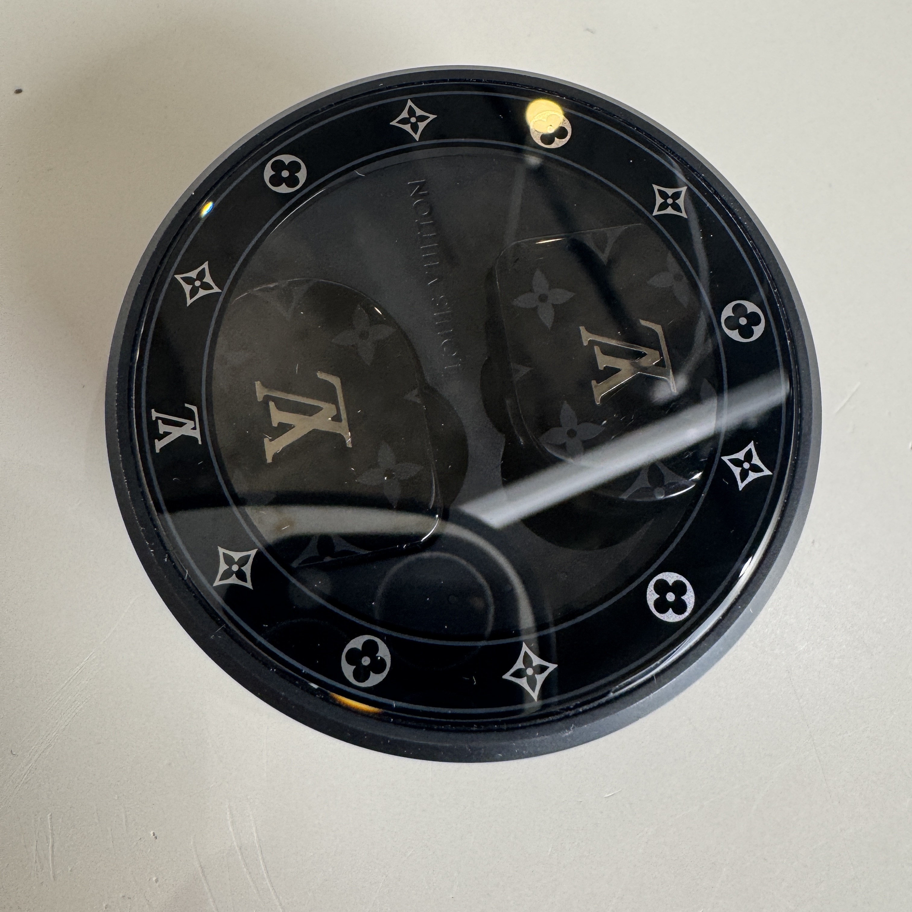 【バッテリー新品】LOUIS VUITTON ルイヴィトン QAB010 ホライゾン ワイヤレスイヤホン