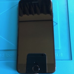 iiPhoneを落として電源が入らない時は　充電をしない！！　お盆でも対応！！