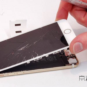 iPhoneの画面がわれたとき　　格安修理しているお店！！