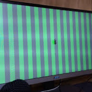 iMac　液晶画面がこんな事になっていませんか！！　修理が15,000円！！