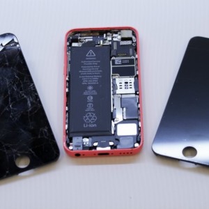 iPhone・iPad・iPod 画面割れ バッテリー交換 格安店　高浜 小浜 敦賀の方も大歓迎！！