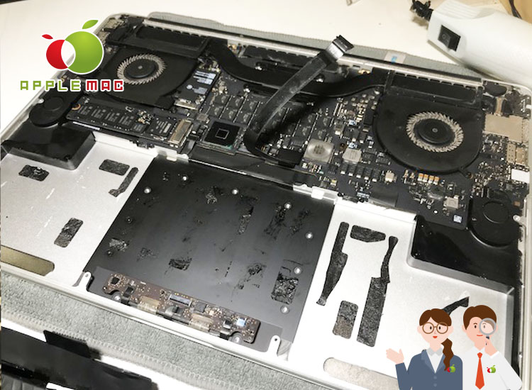 MacBook 2015 15インチトラックパッド・バッテリー修理店2