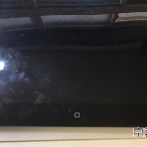 iPad 3の爆発寸前のバッリー交換をさせて頂きました。