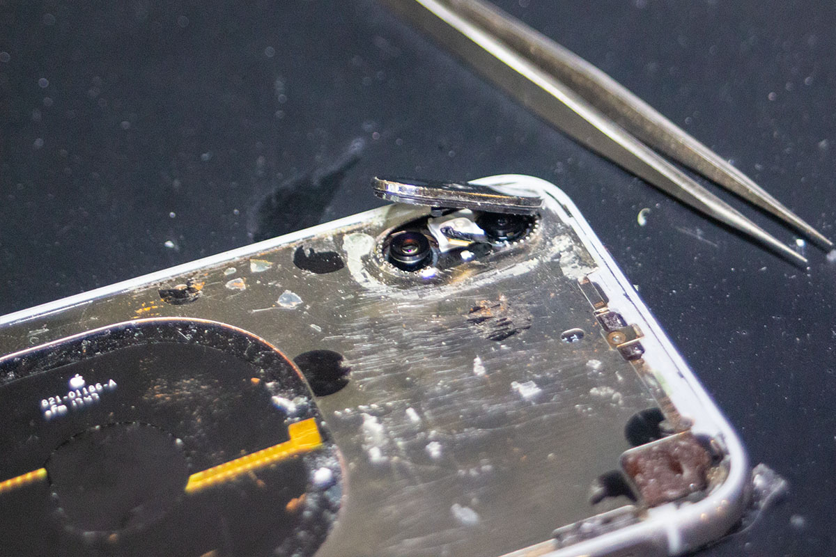 神戸 iPhone X/XS 激安液晶＆バックガラス故障修理2