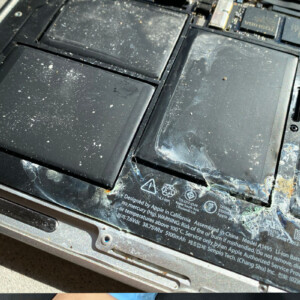 MacBook-Air-11-Mid-2013-