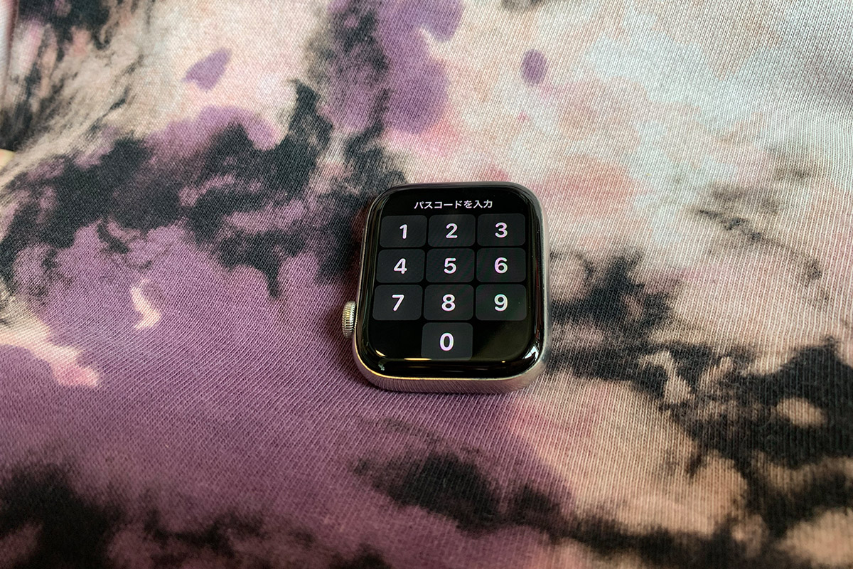 Apple Watch 5/6 44mm 15,000円ガラス割れ修理お店2