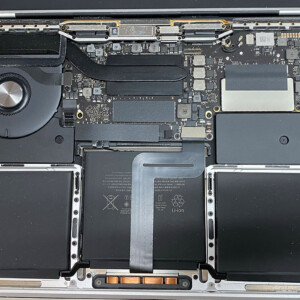 MacBook Pro 2017 13inch バッテリー交換修理 | APPLEMAC スマホと 
