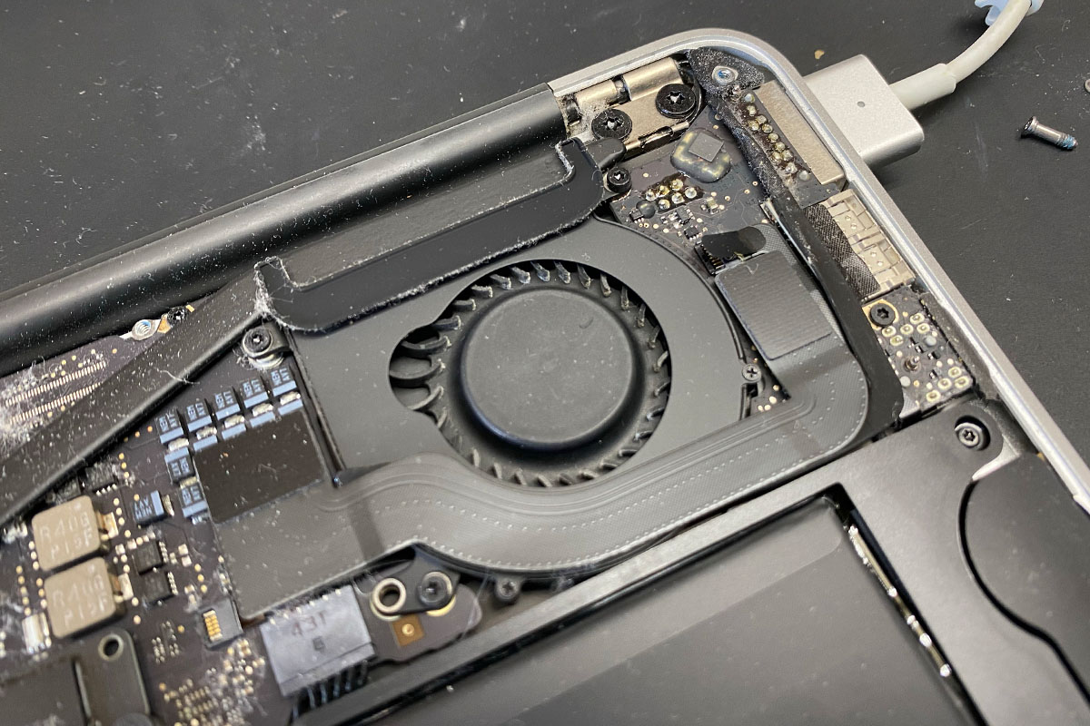 MacBook Air 2013 起動しない修理見積もり – APPLEMAC スマートフォン
