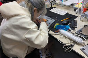 iPhone 12 ガラス画面割れバッテリー交換修理値下げ