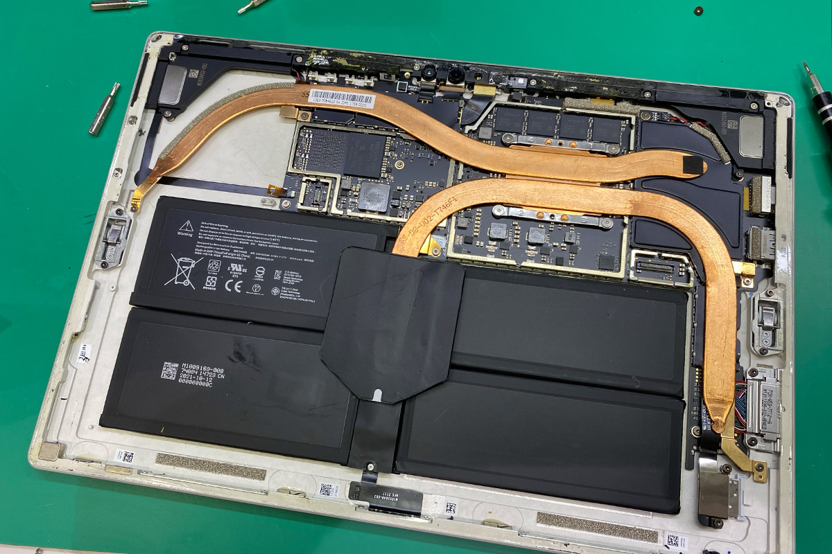 Surface Pro 5 Mode1796 バッテリー交換修理25,000円 – APPLEMAC ...