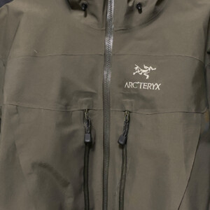 ARC'TERYX GORE-TEX シームテープ修復修理 | APPLEMAC三宮元町駅前店