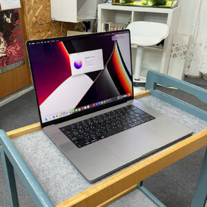 MacBook Pro 16.2 2021 M1 Max 10コア 起動しない水没故障修理
