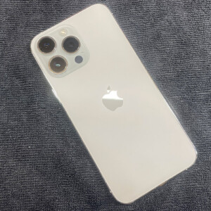 大阪堺筋本町 iPhone 14 Pro Max 背面ガラス割れ交換修理 