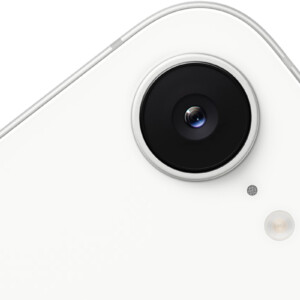 iPhone 16 e 128GB ブラック　背面カメラ割れ iPhone 16e 背面バックパネルカメラレンズ割れ修理